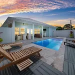Laid Back In Laguna - Pet Friendly, Private Pool