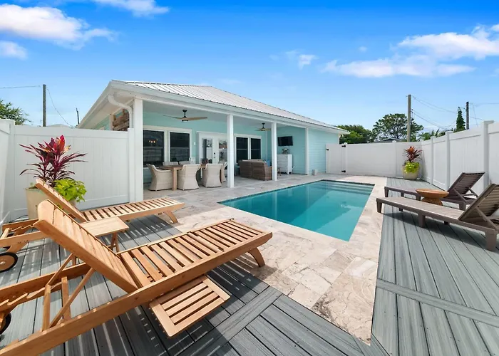 Laid Back In Laguna - Pet Friendly, Private Pool